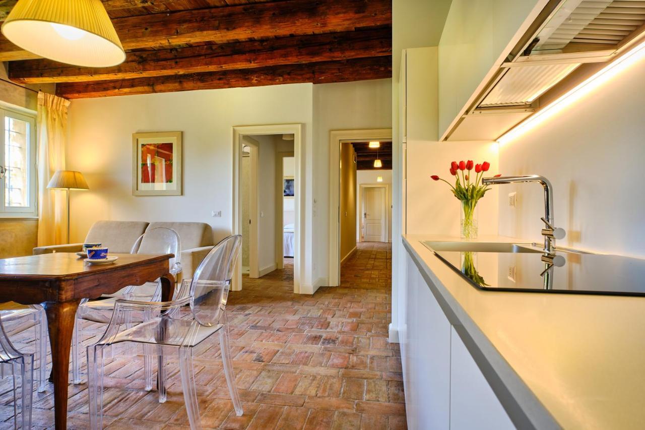 Relais Corte Guastalla Apartments Sona Exterior foto