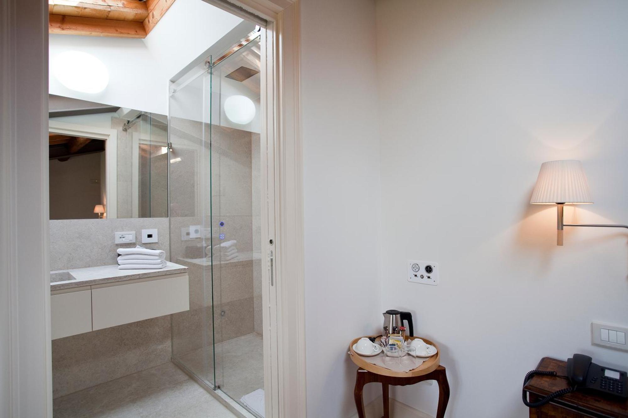 Relais Corte Guastalla Apartments Sona Exterior foto